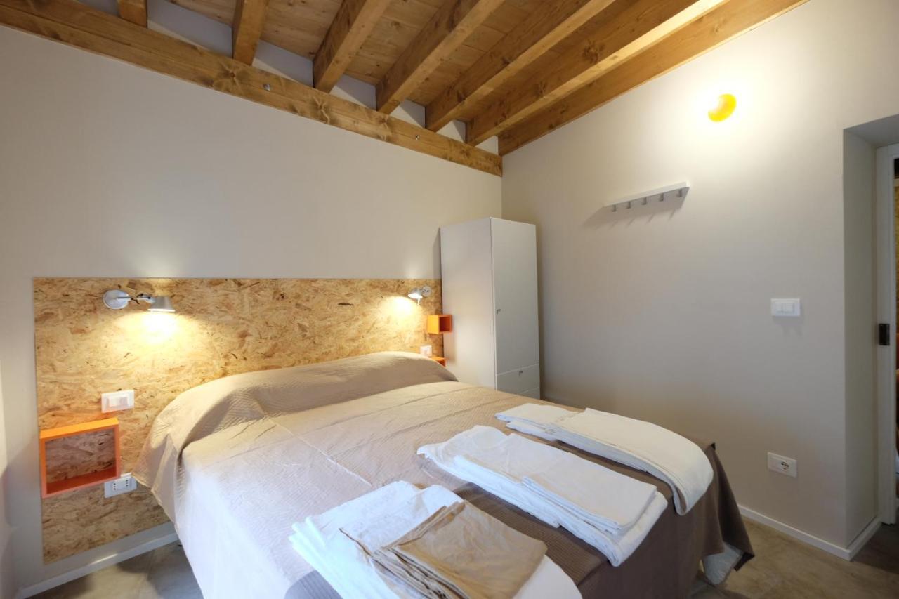 Apartmán Domus Leydi Ivrea Exteriér fotografie