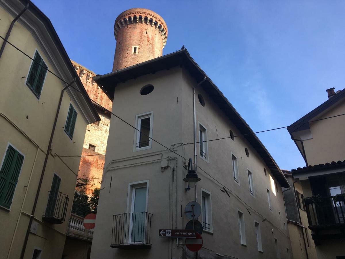 Apartmán Domus Leydi Ivrea Exteriér fotografie