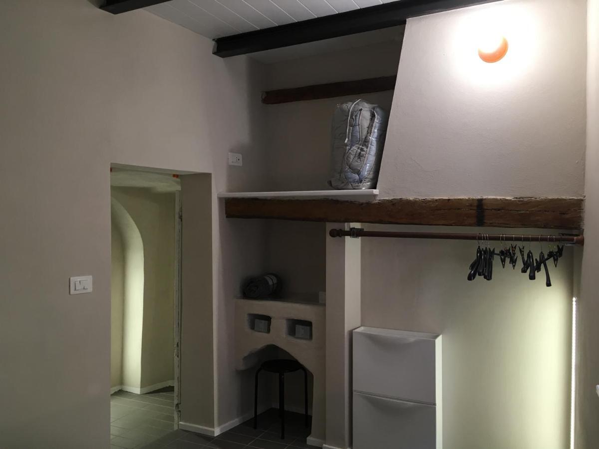 Apartmán Domus Leydi Ivrea Exteriér fotografie